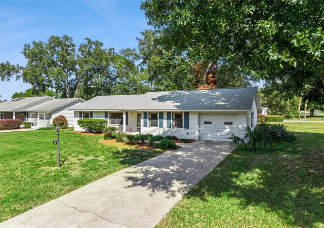 Photo 1 of Single family home for sale at 37 Gordon Ct, Leesburg, FL 34788 | MLS# G5118256 | Listing updated on 2026-10-03
