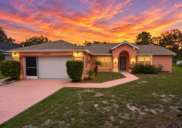 Photo 1 of Sale Pending at 10495 Bradford St, Spring Hill, FL 34608 | MLS# W7889823 | Listing updated on 2026-10-12