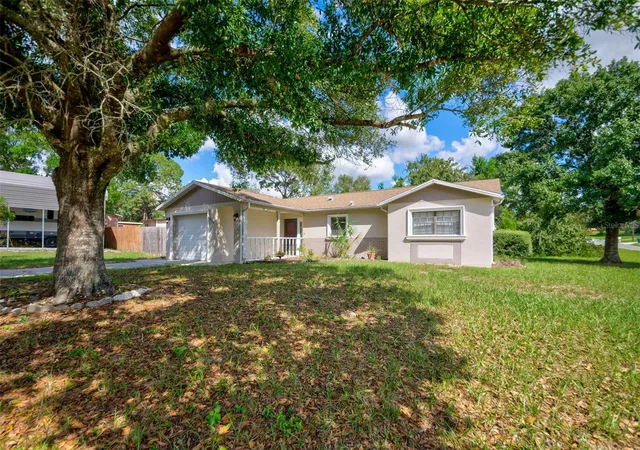 Photo 3 of Single family home for sale at 11429 Adelia St, Spring Hill, FL 34608 | MLS# W7889824 | Listing updated on 2026-10-19