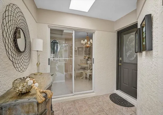 Photo 3 of Single family home for sale at 4238 Caddie Dr E, Bradenton, FL 34203 | MLS# A4707383 | Listing updated on 2026-10-07