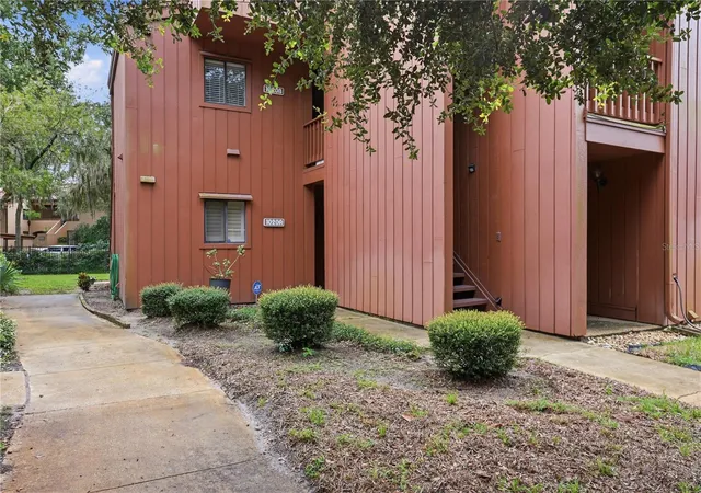 Photo 2 of Condo for sale at 1020 E Michigan St #A, Orlando, FL 32806 | MLS# TB8552077 | Listing updated on 2026-10-05