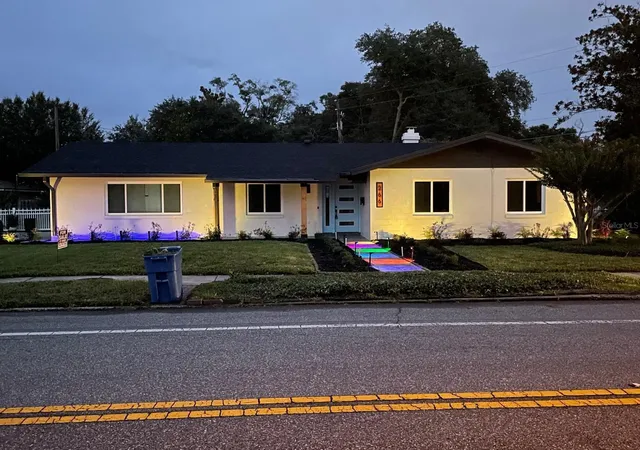 Photo 2 of Single family home for sale at 266 N Ranger Blvd, Winter Park, FL 32792 | MLS# O6444727 | Listing updated on 2026-10-06