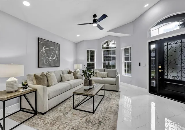 Photo 3 of Single family home for sale at 13712 Devlin Ct, Orlando, FL 32837 | MLS# O6444737 | Listing updated on 2026-10-07