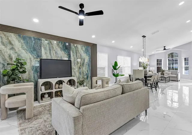Photo 3 of Single family home for sale at 13712 Devlin Ct, Orlando, FL 32837 | MLS# O6444737 | Listing updated on 2026-10-07
