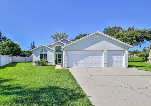 Photo 1 of Single family home for sale at 7205 Julian St, New Port Richey, FL 34653 | MLS# W7889826 | Listing updated on 2026-10-04