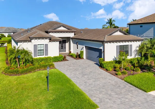 Photo 3 of Single family home for sale at 4914 Lighthouse Bay Ln, Bradenton, FL 34211 | MLS# A4707388 | Listing updated on 2026-10-11