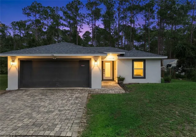 Photo 2 of Single family home for sale at 1639 11th Avenue, Deland, FL 32724 | MLS# V4951506 | Listing updated on 2026-10-05