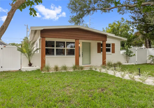 Photo 2 of Single family home for sale at 7042 Dartmouth Ave N, Saint Petersburg, FL 33710 | MLS# TB8552105 | Listing updated on 2026-10-13