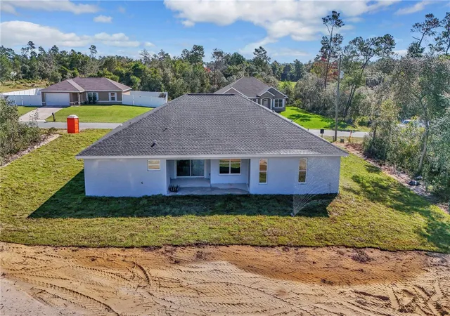 Photo 3 of Single family home for sale at 2225 Sw 176th Lane Rd, Ocala, FL 34473 | MLS# OM732878 | Listing updated on 2026-09-26