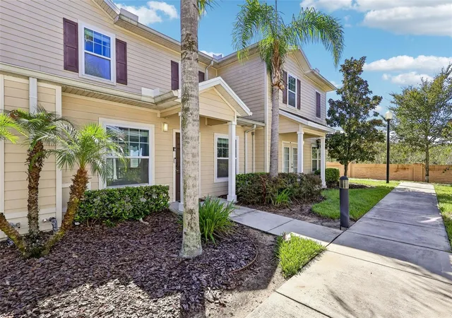 Photo 2 of Townhouse for sale at 3210 Gold Ln, Kissimmee, FL 34747 | MLS# O6444763 | Listing updated on 2026-10-01