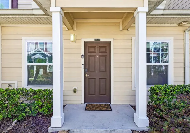 Photo 3 of Townhouse for sale at 3210 Gold Ln, Kissimmee, FL 34747 | MLS# O6444763 | Listing updated on 2026-10-01