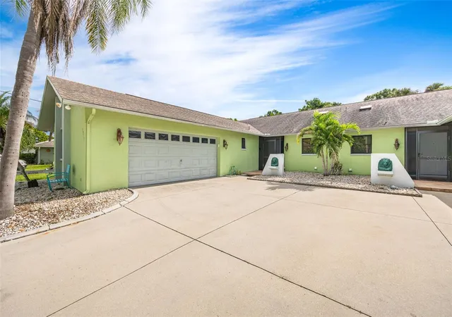 Photo 3 of Multi family home for sale at 5815/5817 Littlestone Ct, North Fort Myers, FL 33903 | MLS# C7531208 | Listing updated on 2026-09-29