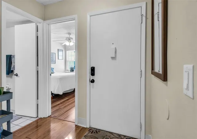 Photo 3 of Condo for sale at 3811 N Oak Dr #E51, Tampa, FL 33611 | MLS# O6444767 | Listing updated on 2026-10-03