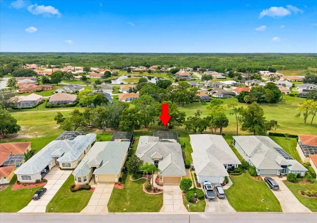 Photo 3 of Single family home for sale at 9233 Penelope Dr, Weeki Wachee, FL 34613 | MLS# W7889829 | Listing updated on 2026-09-28