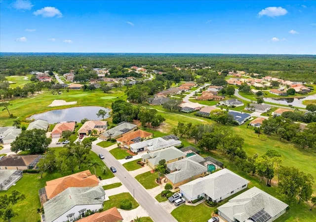 Photo 3 of Single family home for sale at 9233 Penelope Dr, Weeki Wachee, FL 34613 | MLS# W7889829 | Listing updated on 2026-09-28