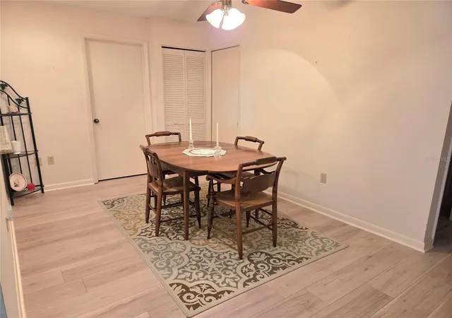 Listing Photo 5 - Condo for sale in building located at 2822 72nd Ct W, BRADENTON, FL 34209 - Unit #2163