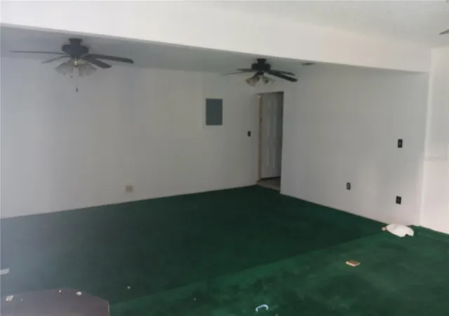 Photo 3 of Single family home for sale at 15 W 16th Street, Apopka, FL 32703 | MLS# W7889830 | Listing updated on 2026-10-02