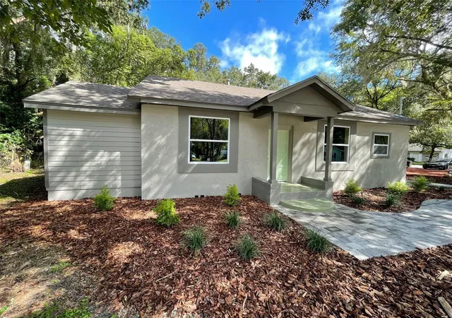 Photo 1 of Single family home for sale at 1940 E University Ave, Gainesville, FL 32641 | MLS# GC543791 | Listing updated on 2026-10-05
