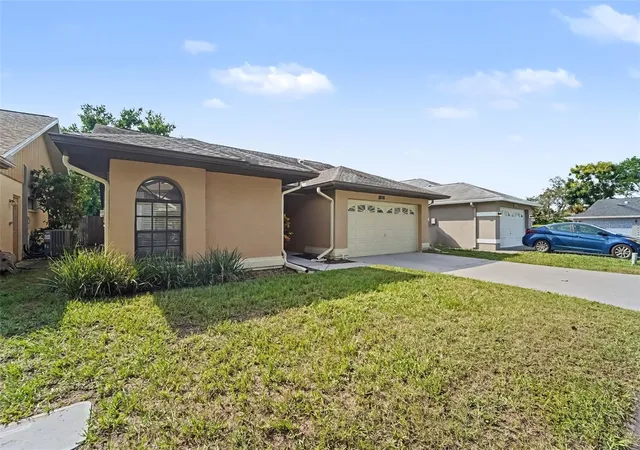 Photo 2 of Single family home for sale at 10826 Claymont Dr, New Port Richey, FL 34654 | MLS# O6444776 | Listing updated on 2026-09-29