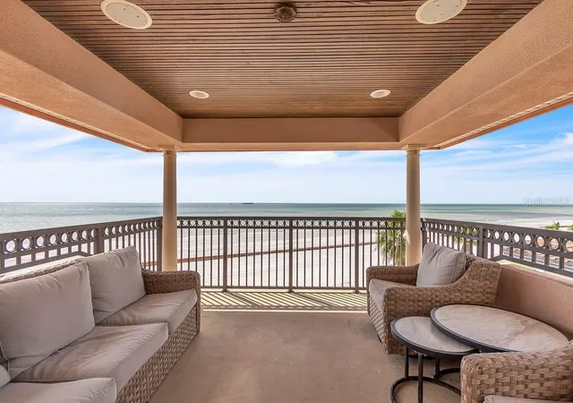 Photo 1 of Single family home for sale at 17810 Lee Ave, Redington Shores, FL 33708 | MLS# TB8552128 | Listing updated on 2026-10-02