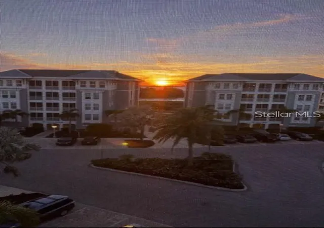 Photo 4 of Condo for sale at 391 Aruba Cir #401, Bradenton, FL 34209 | MLS# A4707401 | Listing updated on 2026-10-08