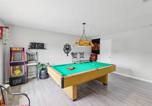 Photo 4 of Single family home for sale at 1107 Jerome Way, Apopka, FL 32703 | MLS# O6444789 | Listing updated on 2026-09-26