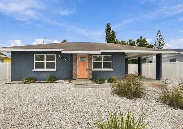 Photo 1 of Single family home for sale at 1007 21st Avenue W, Palmetto, FL 34221 | MLS# A4707407 | Listing updated on 2026-10-09