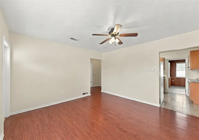 Photo 3 of Single family home for sale at 1007 21st Avenue W, Palmetto, FL 34221 | MLS# A4707407 | Listing updated on 2026-10-09
