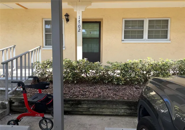 Single family home for sale at 2465 W Northside Dr #1702, CLEARWATER, FL 33761 | MLS# TB8552147