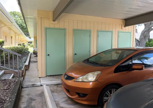 Photo 1 of House for sale at 2465 W Northside Dr #1702, Clearwater, FL 33761 | MLS# TB8552147 | Listing updated on 2026-10-01