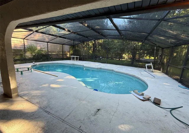 Photo 4 of Single family home for sale at 11813 Ocklawaha Dr, Leesburg, FL 34788 | MLS# NS1089344 | Listing updated on 2026-09-26