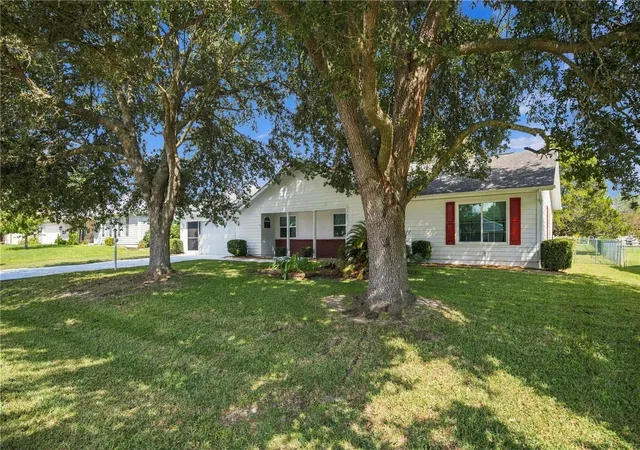 Photo 1 of Single family home for sale at 4507 Nw 30th Place, Ocala, FL 34482 | MLS# OM732886 | Listing updated on 2026-09-26