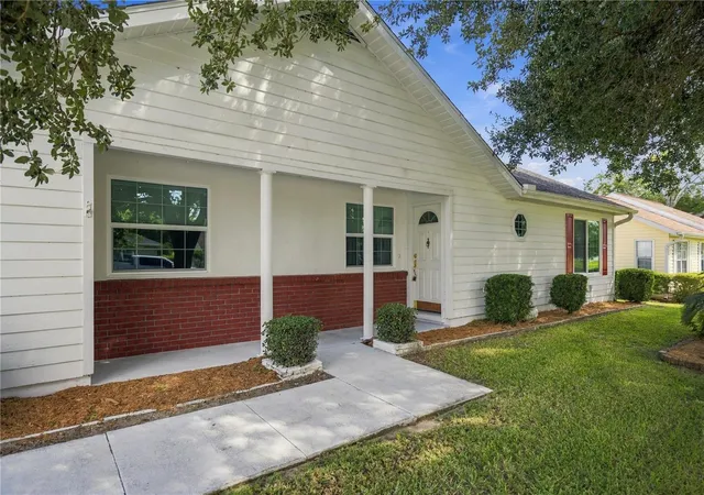 Photo 3 of Single family home for sale at 4507 NW 30th Place, Ocala, FL 34482 | MLS# OM732886 | Listing updated on 2026-09-26