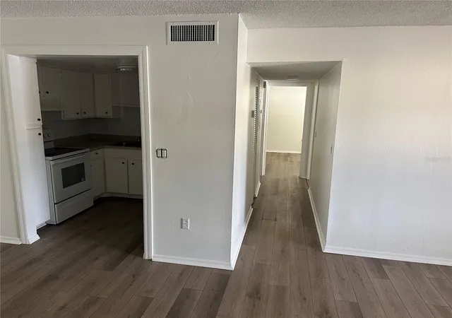 Photo 4 of Condo for sale at 936 Lake Destiny Dr # H, Altamonte Springs, FL 32714 | MLS# O6444804 | Listing updated on 2026-10-08