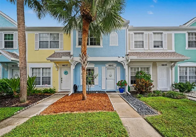 Photo 1 of Townhouse for sale at 4641 Sabal Key Dr, Bradenton, FL 34203 | MLS# TB8552156 | Listing updated on 2026-10-03