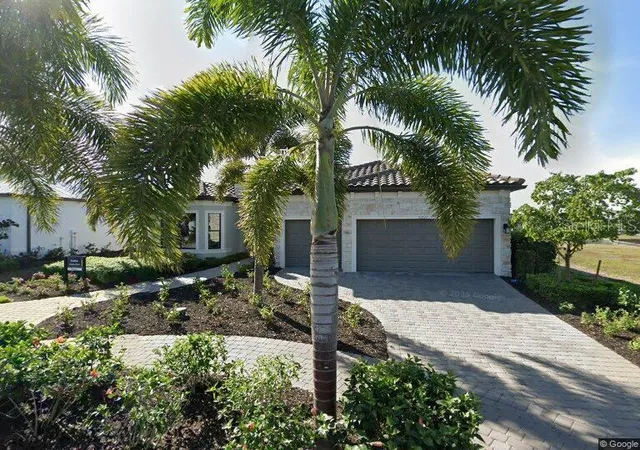 Photo 1 of Sale Pending at 6221 Grande Talon Ln, Nokomis, FL 34275 | MLS# TB8552158 | Listing updated on 2026-09-26