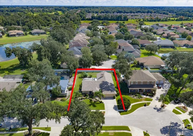 Photo 2 of Single family home for sale at 1105 Deer Run Pl, Valrico, FL 33594 | MLS# TB8552162 | Listing updated on 2026-10-22