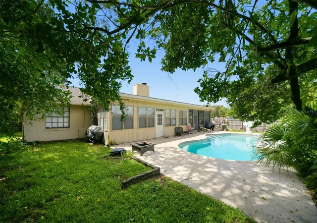 Photo 4 of Single family home for sale at 812 MARAVAL COURT, Longwood, FL 32750 | MLS# O6444815 | Listing updated on 2026-10-05