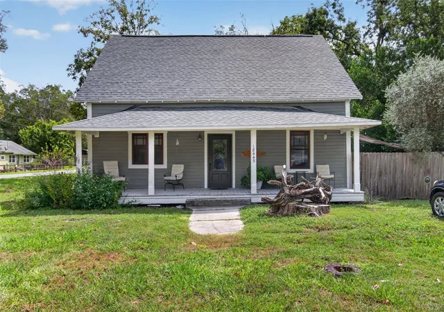 Single family home for sale at 18445 NW 235th Street, HIGH SPRINGS, FL 32643 | MLS# GC543794