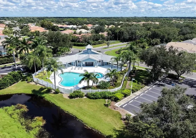 Photo 3 of Single family home for sale at 5113 Flagstone Dr, Sarasota, FL 34238 | MLS# N6145925 | Listing updated on 2026-10-06