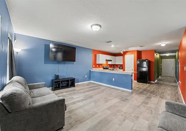 Photo 3 of Single Family Residence at 280 Fig Ct, Kissimmee, FL 34759 | MLS# TB8552170 |  | Sold on 2026-10-15