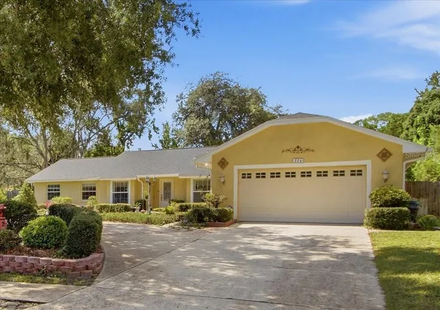 Photo 1 of Single family home for sale at 326 W Hornbeam Dr, Longwood, FL 32779 | MLS# O6444823 | Listing updated on 2026-10-04
