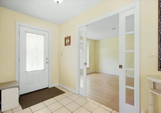 Photo 3 of Single family home for sale at 326 W Hornbeam Dr, Longwood, FL 32779 | MLS# O6444823 | Listing updated on 2026-10-04