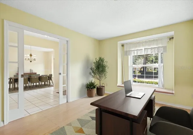 Photo 4 of Single family home for sale at 326 W Hornbeam Dr, Longwood, FL 32779 | MLS# O6444823 | Listing updated on 2026-10-04