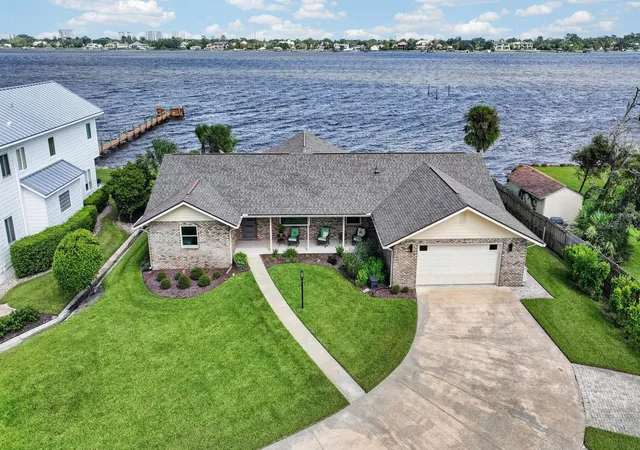 Single family home for sale at 22 Emerald Dr, ORMOND BEACH, FL 32174 | MLS# FC321702