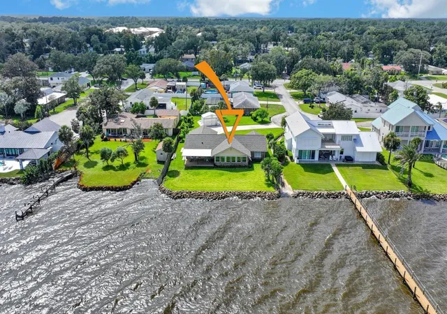 Photo 1 of Single family home for sale at 22 Emerald Dr, Ormond Beach, FL 32174 | MLS# FC321702 | Listing updated on 2026-10-02