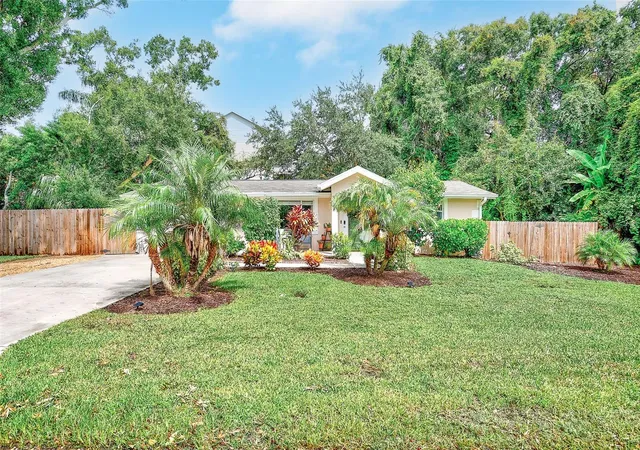 Single family home for sale at 3144 Johns Pkwy, CLEARWATER, FL 33759 | MLS# TB8552180
