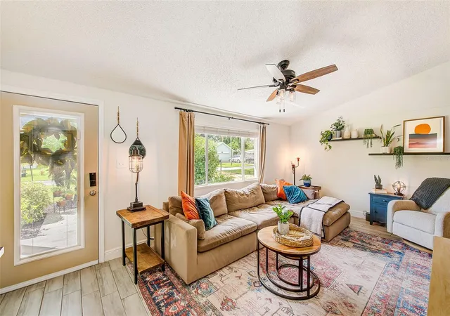 Photo 4 of Single family home for sale at 3144 Johns Pkwy, Clearwater, FL 33759 | MLS# TB8552180 | Listing updated on 2026-10-12