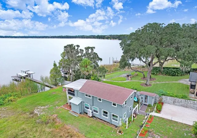 Single family home for sale at 11337 Knights Griffin Rd, THONOTOSASSA, FL 33592 | MLS# TB8552181