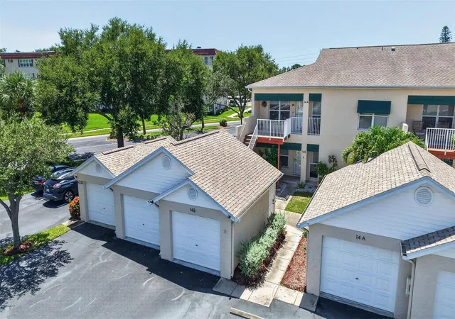 Condo for sale at 6330 99th Way N #14B, Saint Petersburg, FL 33708 | MLS# TB8552184